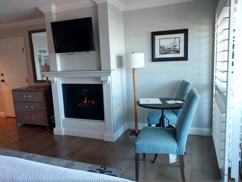 456 Embarcadero Inn & Suites - Renee 19