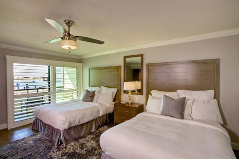 456 Embarcadero Inn & Suites - Renee 34