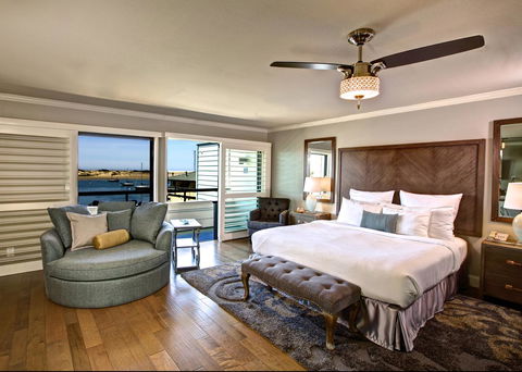 456 Embarcadero Inn & Suites - Renee 31