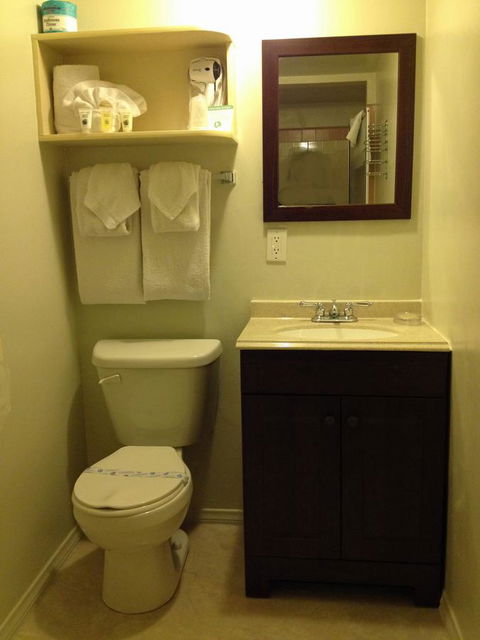 Bayfront Inn - Renee 10