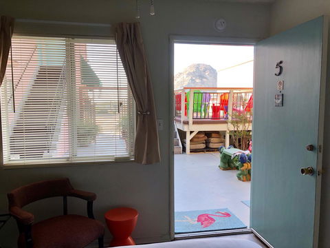 Bayfront Inn - Renee 21