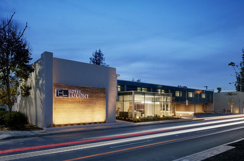 Hotel Lucent - Renee 0