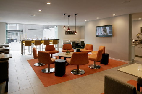 Hotel Lucent - Renee 26