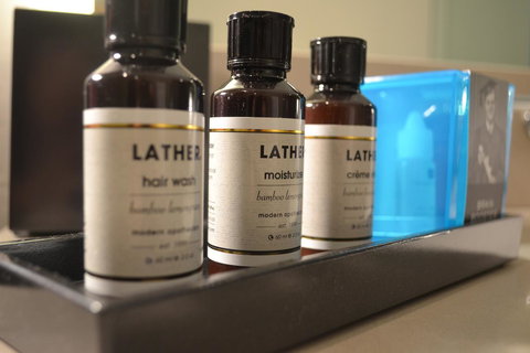 Hotel Lucent - Renee 11