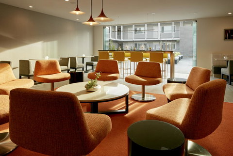 Hotel Lucent - Renee 27