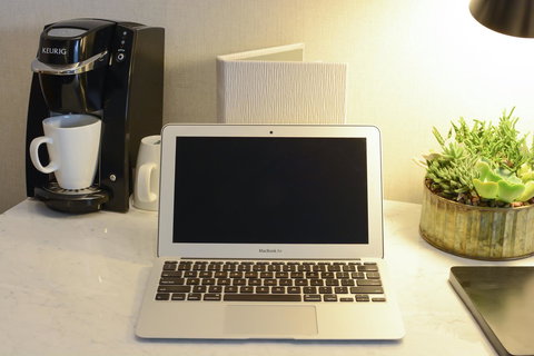 Hotel Lucent - Renee 10