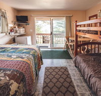 Cabin 2 Lynn View Lodge