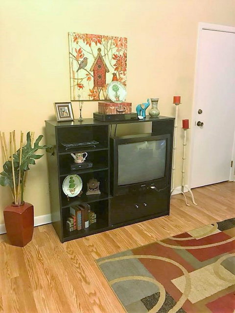 Carter's Condo - Renee 11