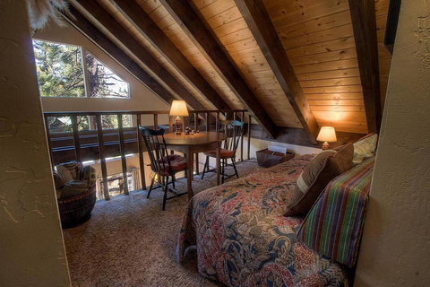 Tree Top Retreat - Swimm 15