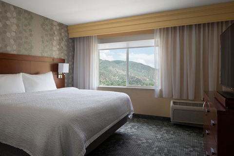 Courtyard By Marriott Glenwood Springs - Internet Find 17