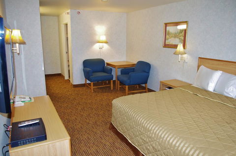 Glenwood Springs Cedar Lodge - Internet Find 17