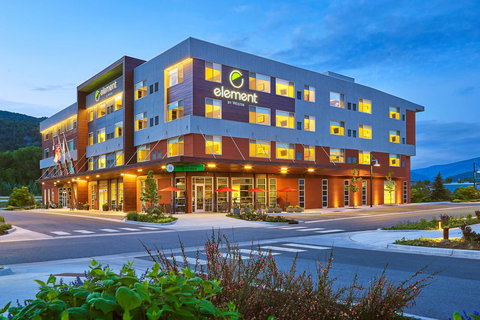 Element Basalt - Aspen - Renee 24