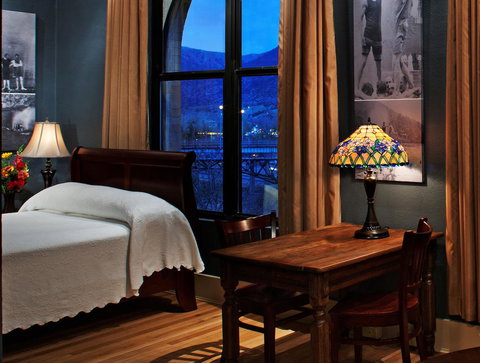 Hotel Denver - Internet Find 8