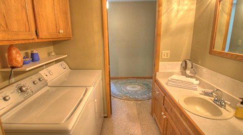 Dory Lakes Cabin - Renee 4