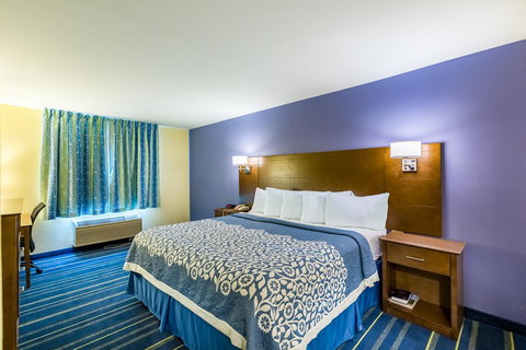Days Inn By Wyndham Hartford/Closest Downtown - Renee 6