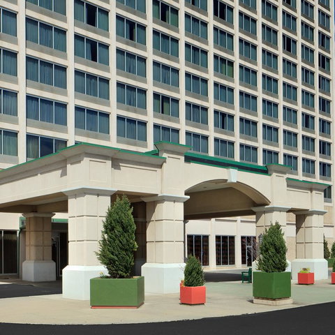 Red Lion Hotel Hartford - Renee 18