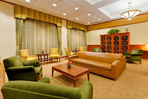 Red Lion Hotel Hartford - Renee 6