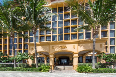 Wyndham Deerfield Beach Resort - Internet Find 33