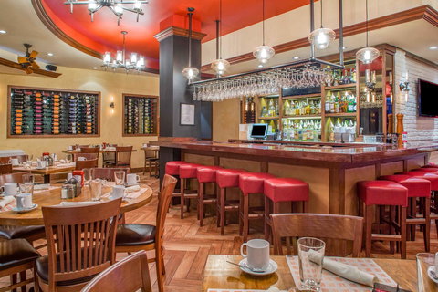 Wyndham Deerfield Beach Resort - Internet Find 11