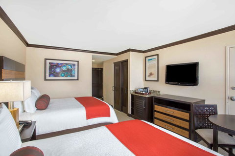 Wyndham Deerfield Beach Resort - Internet Find 30