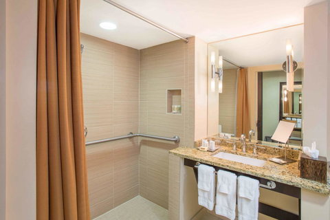 Wyndham Deerfield Beach Resort - Internet Find 18