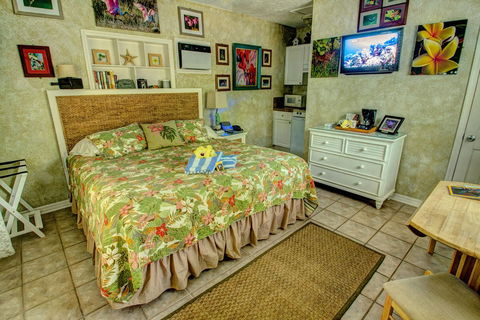 Island Bay Resort - Internet Find 10