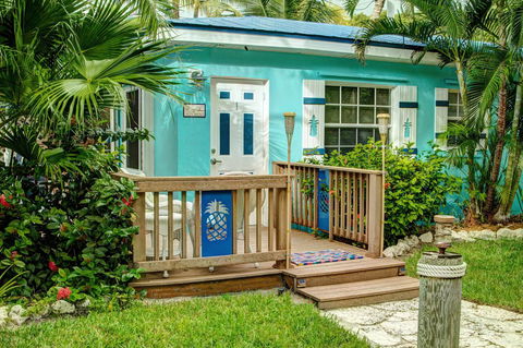 Island Bay Resort - Internet Find 1